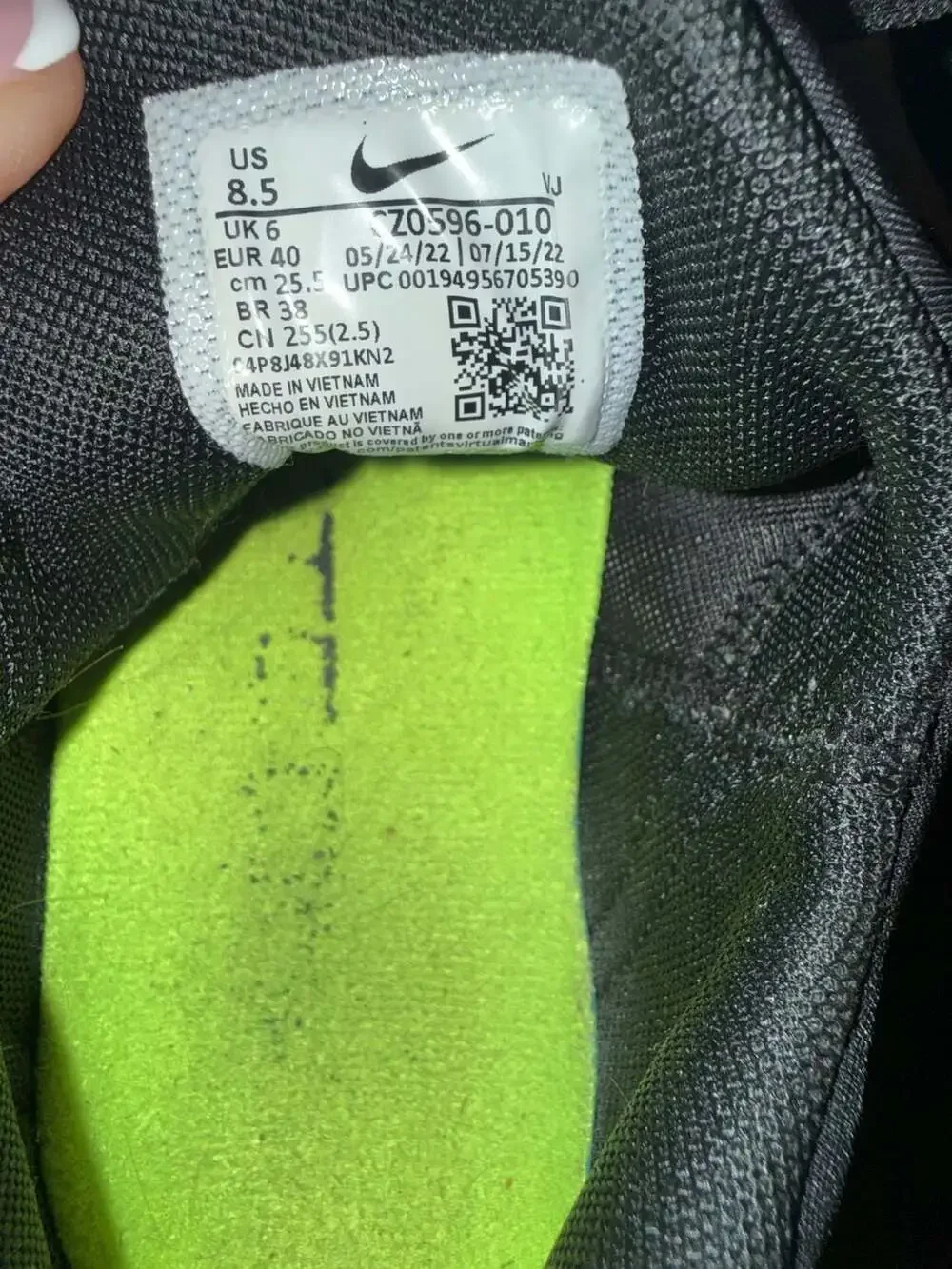 Nike Free Metcon 4 Training Shoes Black White Volt Women's Size 8.5